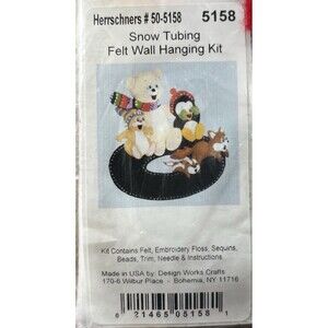 Herrschners Felt Snow Tubing Wall Hanging Kit Woodland Animals #50-5158 Sealed